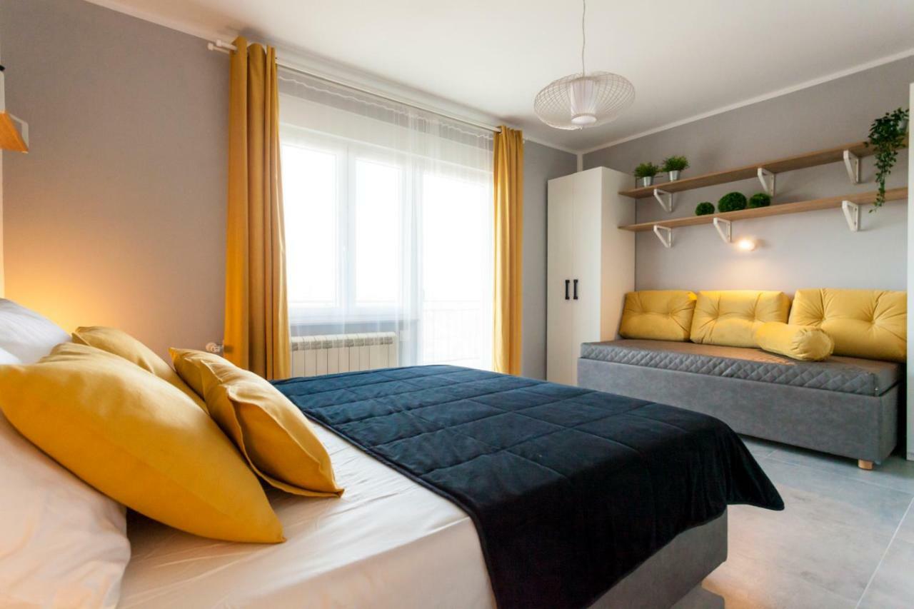 Apartment Katalea Малинска Екстериор снимка
