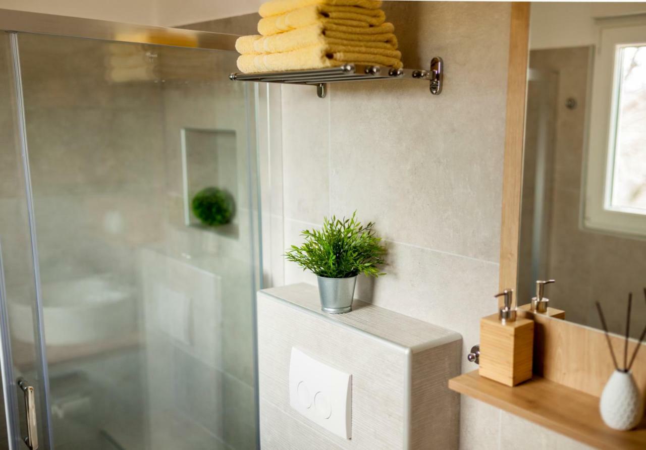 Apartment Katalea Малинска Екстериор снимка
